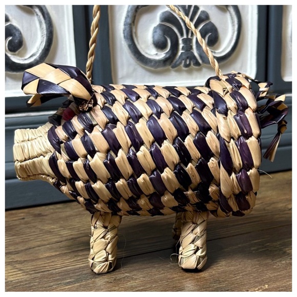 Vintage Artisan Woven Pig Purse - Picture 4 of 10